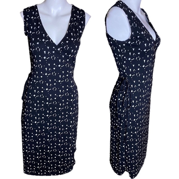 Kenneth Cole Black and White Geo Wrap Dress Size S - Picture 1 of 8